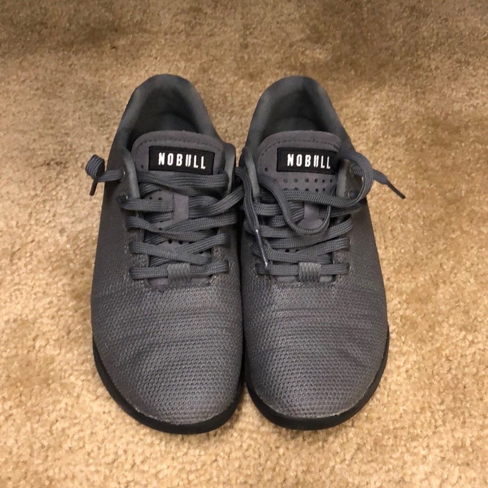 NOBULL trainer men’s 7.5 women’s 9